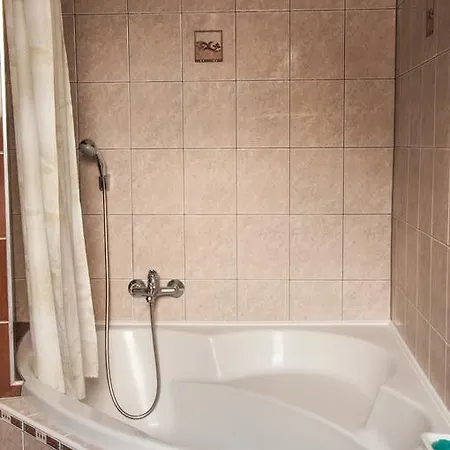 Relax Apartman Bustehrad