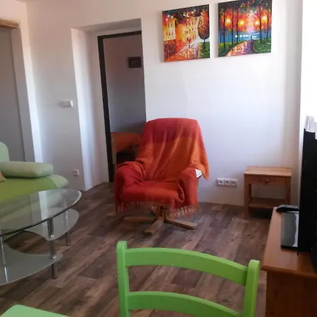 Relax Apartman 公寓 *